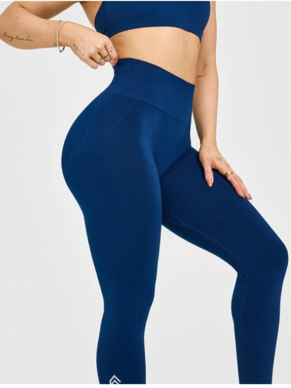 ONER ACTIVE EffortlessLift™ Seamless Leggings - Small SHORT Midnight